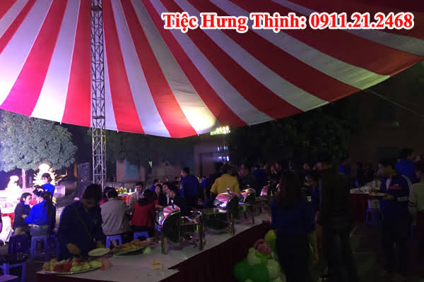 tiec-buffet-o-thanh-xuan